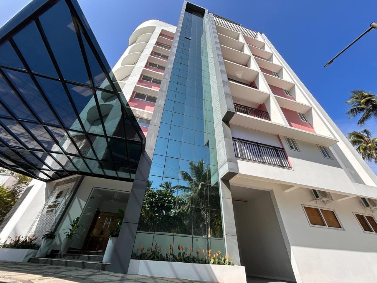 The Habitat Suites Guruvāyūr Exterior foto